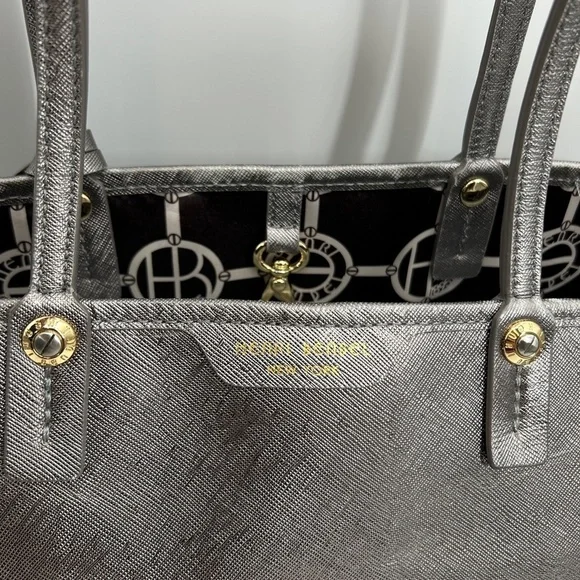 HENRI BENDEL Silver Metallic Leather Large Tote Bag Purse Excellent Condition